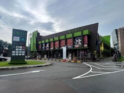 Westway (D5), Retail #611017521